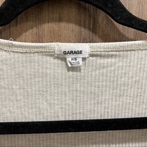 button up longsleeve top - Picture 4 of 4